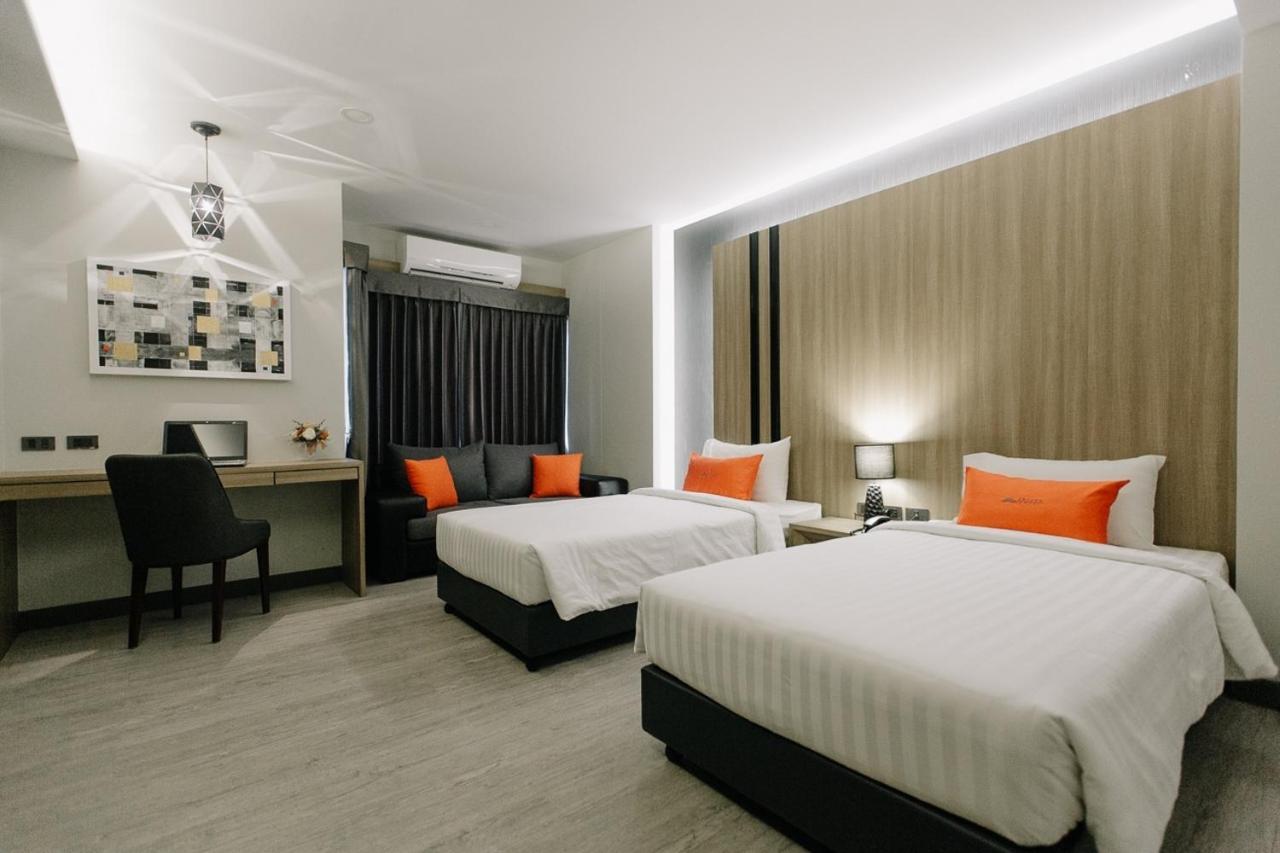 Arista Hotel Ubon Ubon Ratchathani Exterior photo