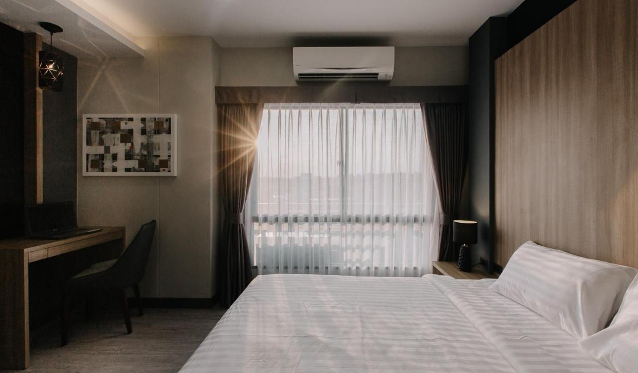 Arista Hotel Ubon Ubon Ratchathani Exterior photo